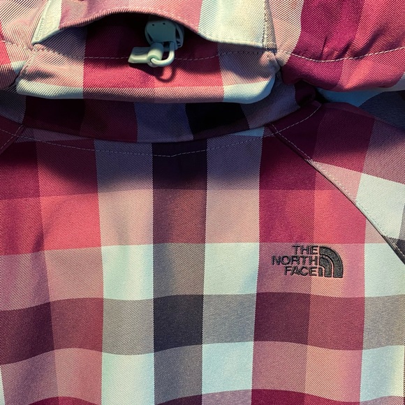 TheNorthFace woman’s winter jacket - Picture 5 of 6